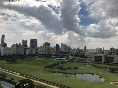 セントレジス バンコク 競馬場ビュー